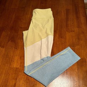 Outdoor Voices 7/8 Tri-Tone Leggings. Lightly worn. Size Small.
